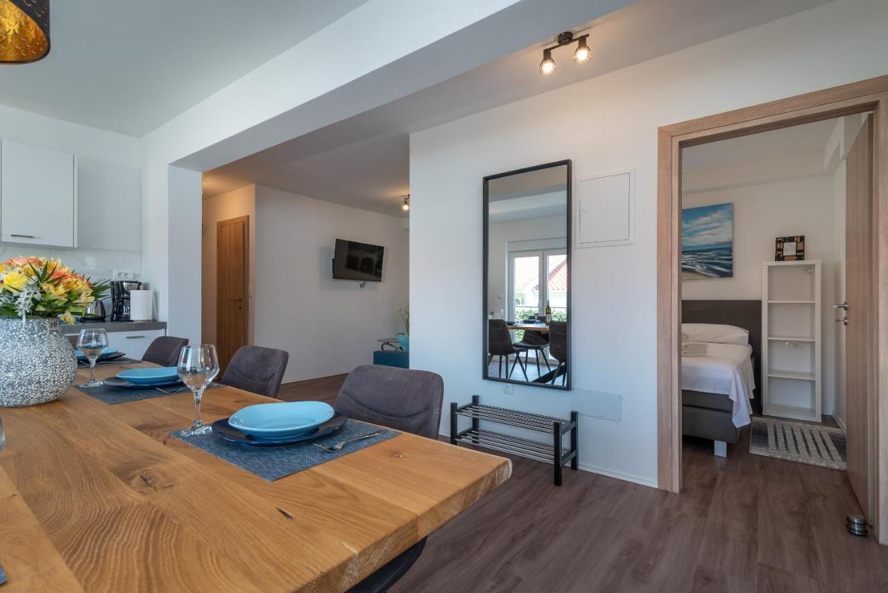 Delux Apartment Eva Trogir Buitenkant foto